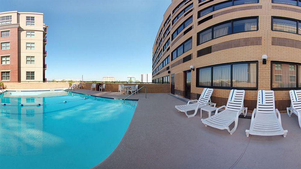 Quality Inn & Suites Greenville Near Downtown Εξωτερικό φωτογραφία