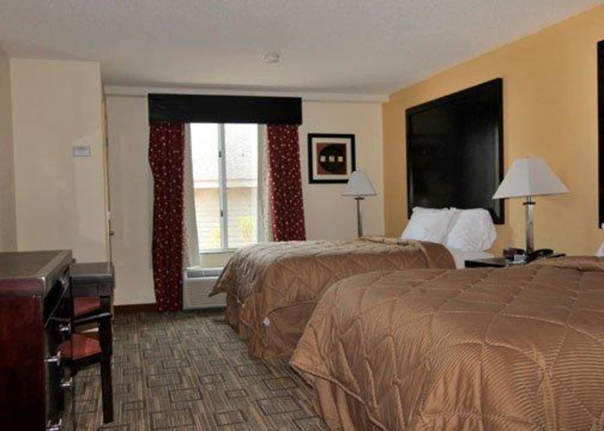 Quality Inn & Suites Greenville Near Downtown Εξωτερικό φωτογραφία